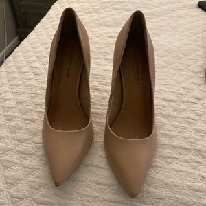 Christian Siriano Tan Pumps(Never Worn)